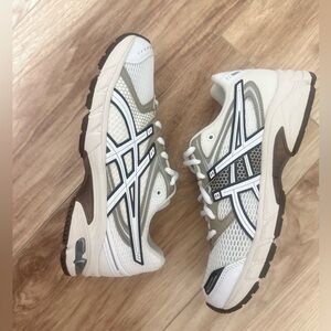 NWOB ASICS Gel DS Trainer Silver Navy Grey Women’s 7.5 US